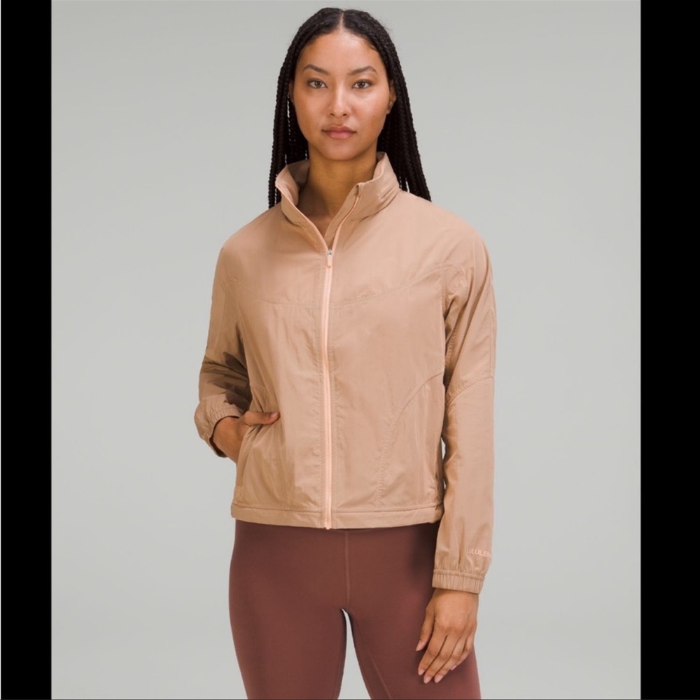NWT Lululemon Lightweight Hooded Jacket